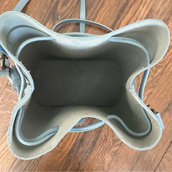 Vere Verto Light Blue Leather Bucket Bag - Picture 5 of 12